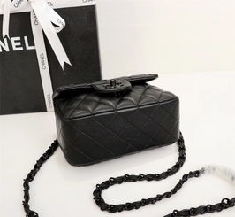 高仿香奈儿包包免费代理与一件代发的机遇与风险